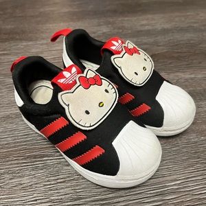 Adidas Hello Kitty Superstar 360 shoes